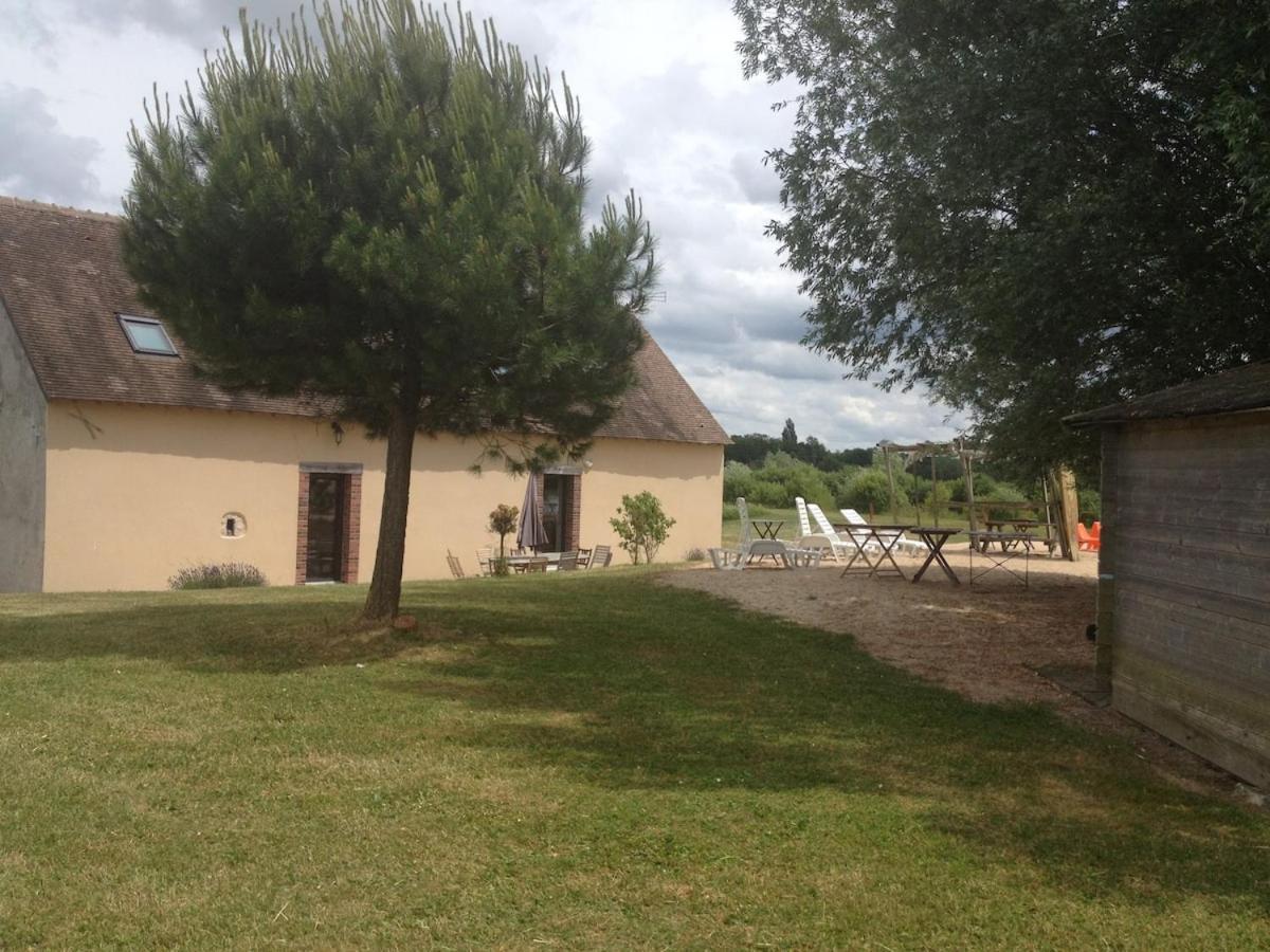 La Muzardiere Aux Gites De Cormenin Saint-Hilaire-sur-Puiseaux Exterior foto